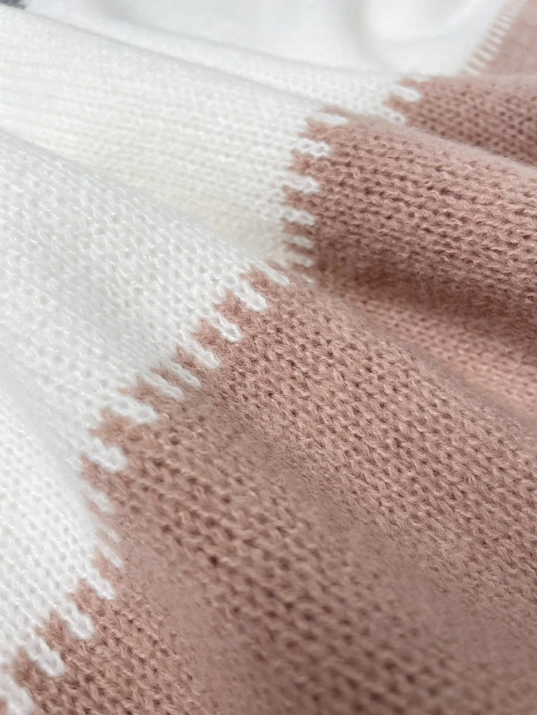 Celina | Comfortabele Panterprint Trui