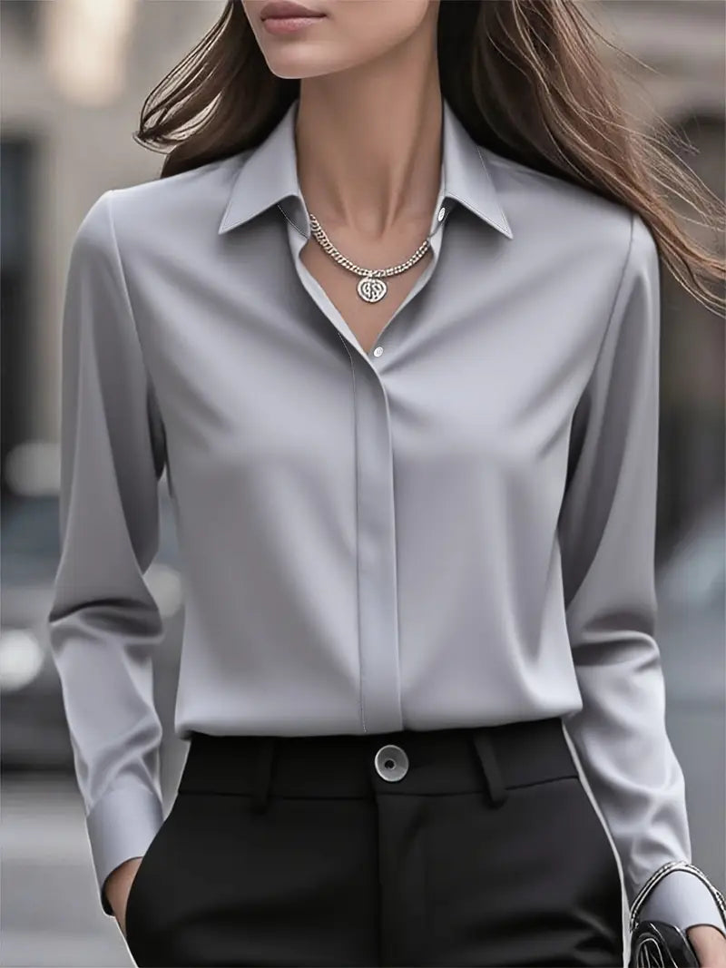 Celina | Satijnen Blouse met Knopen