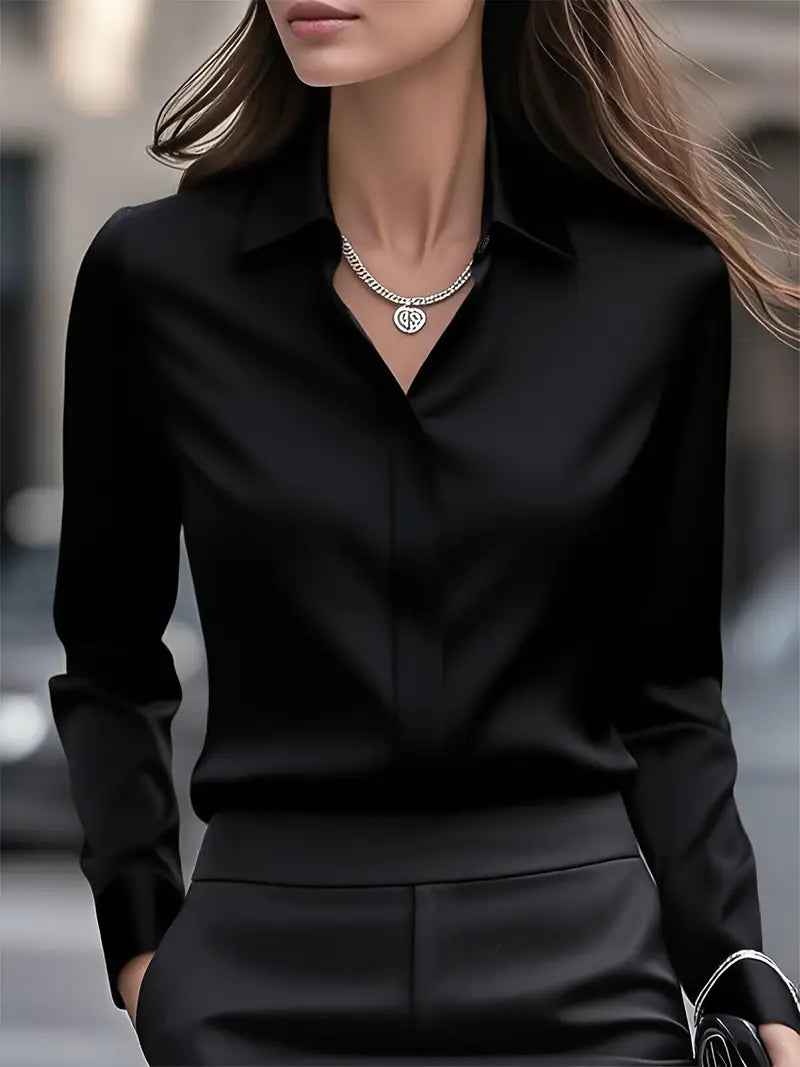 Celina | Satijnen Blouse met Knopen