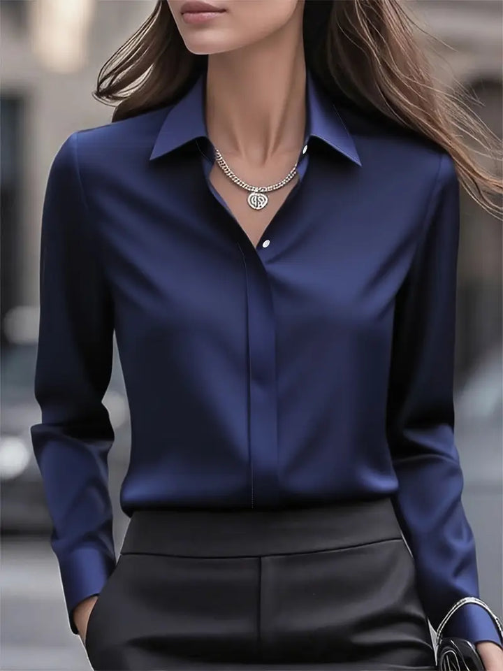 Celina | Satijnen Blouse met Knopen